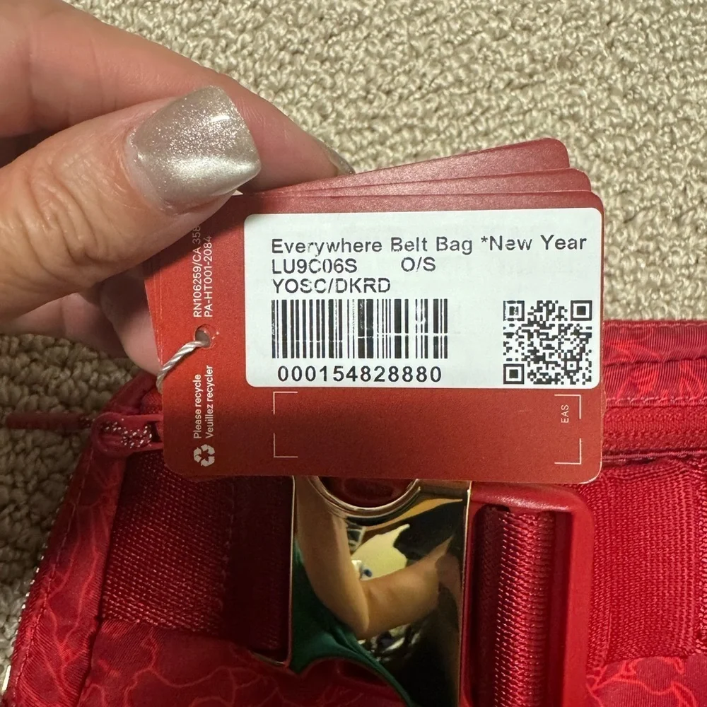 NWT LULULEMON LUNAR BELT BAG